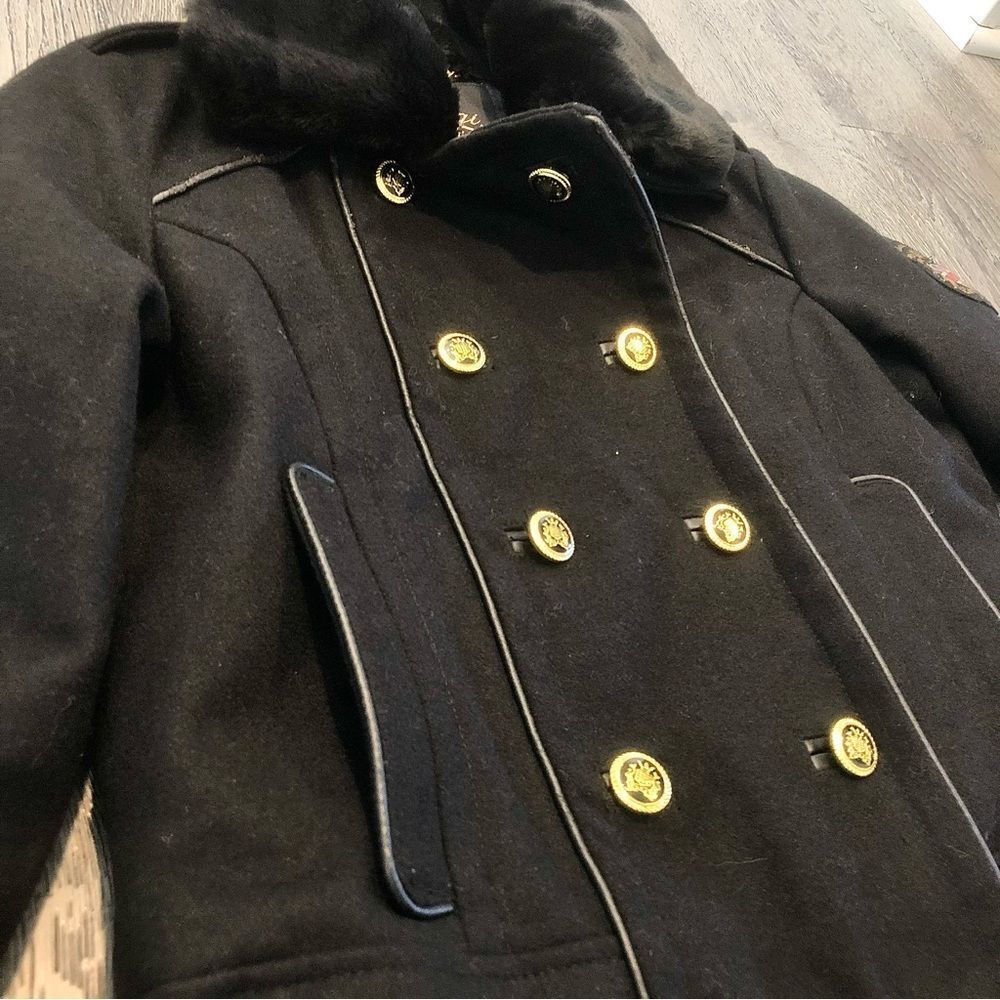 𝅺Coogi Womens Embroidered Wool Blend Varsity Jacket Fur Black Gold Small Vintage - Picture 2 of 7